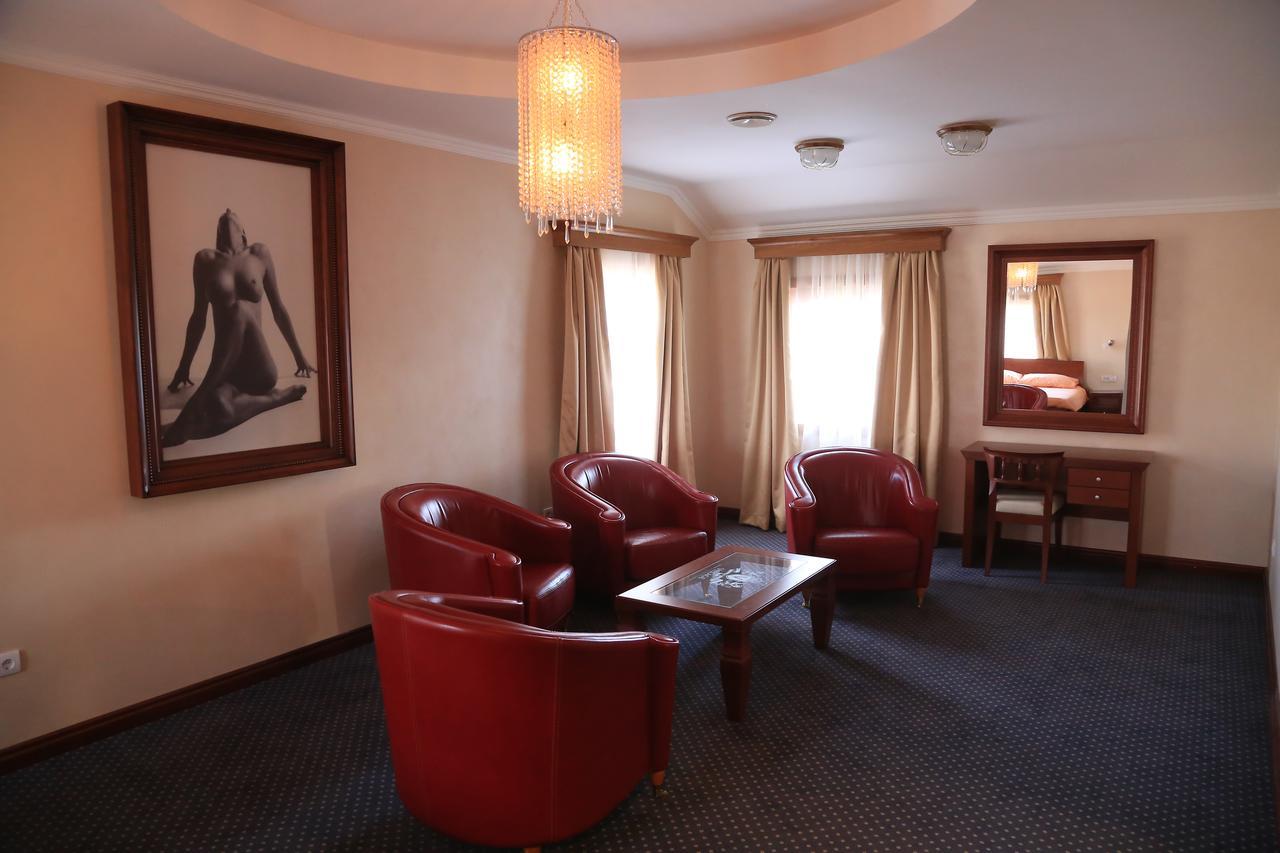 Hotel Village Stari Banovci 외부 사진